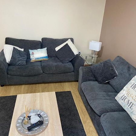 Cosy 3-Bedroom House, Stones Throw To Beach Weymouth Dış mekan fotoğraf